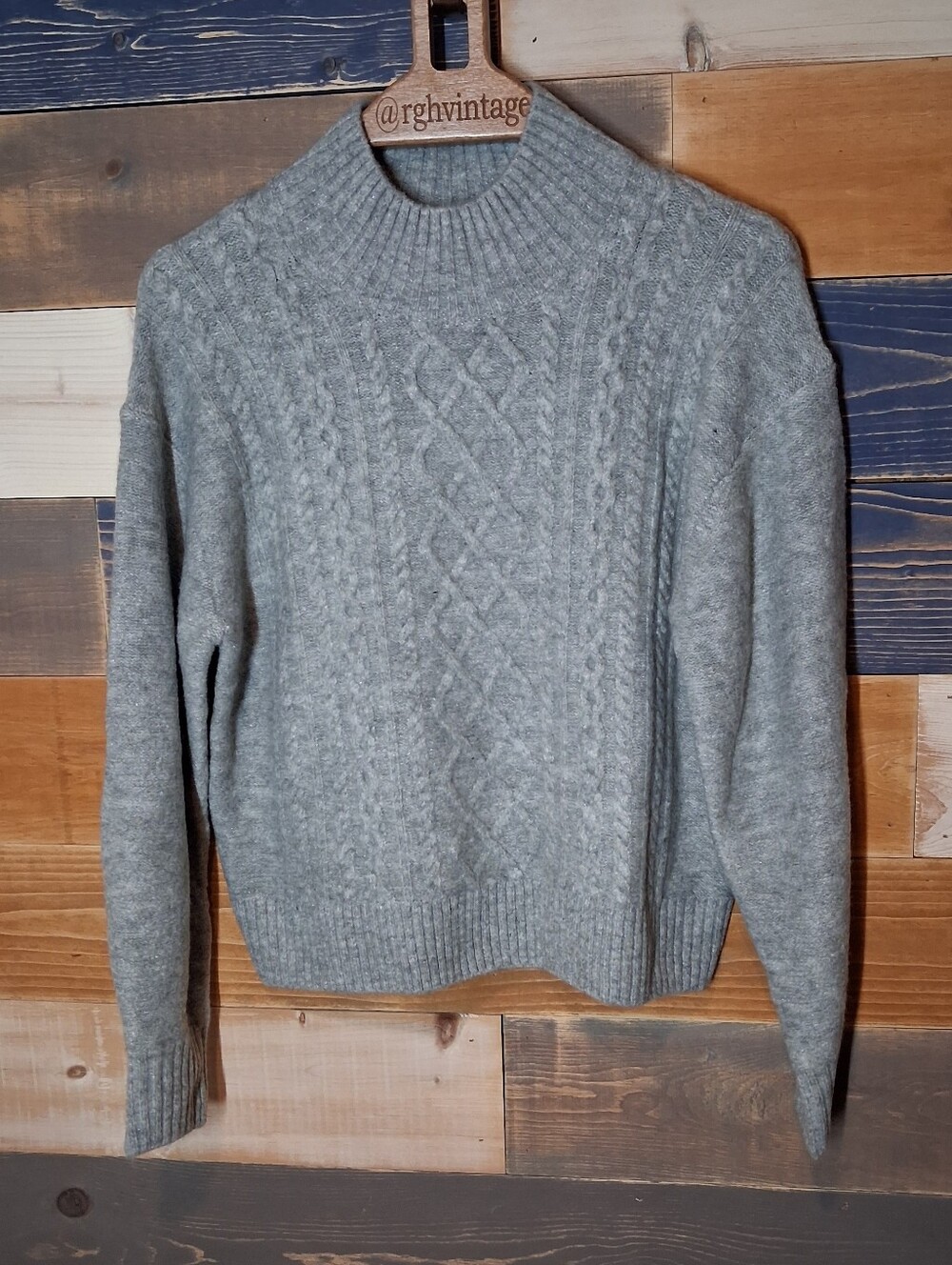 Gap Cable Knit Sweater Classic Holiday Gray M